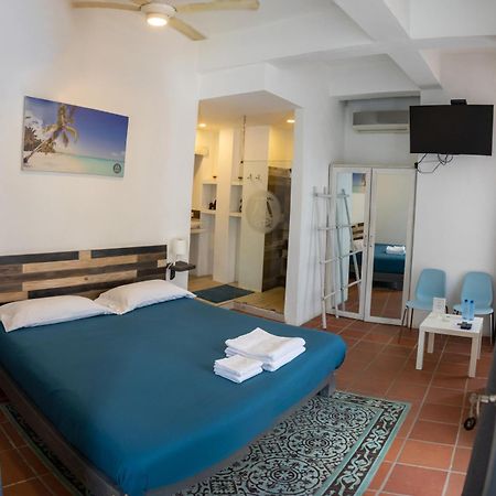 Colonial House Hotel Santo Domingo Buitenkant foto